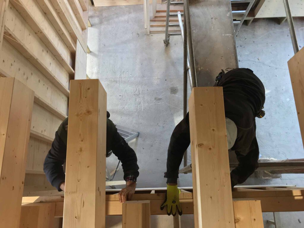 Measuring the position of beams for ceiling